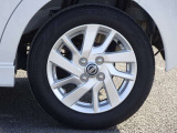 【タイヤ】 【純正14インチアルミホイール】《155/65R14》専用のアルミなのでお車のイメージぴったりですね!