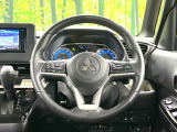 【純正革巻きステアリング】上質な革を使用することで、手にしっかり馴染みとても運転しやすいハンドルです♪