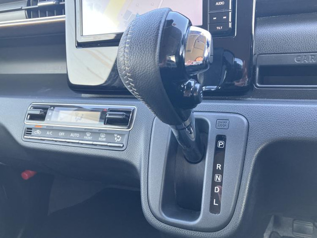 取引中　
マキタ充電草刈機　MUR145UD 14.4V スズキ ワゴンRカスタムZ ハイブリッド(HYBRID) ZX の中古車詳細