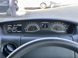 【スピードメーター】メーターがシンプルで見やすく運転しやすいですね!