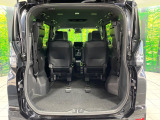 普段のお買い物や通勤、送迎等に十分な荷室スペースを確保しております。セカンドシートを倒すと、大きな荷物の積載も可能です♪