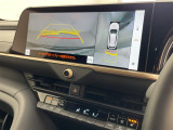 【 全方位カメラ 】上から見下ろしたように駐車が可能です。安心して縦列駐車も可能です♪