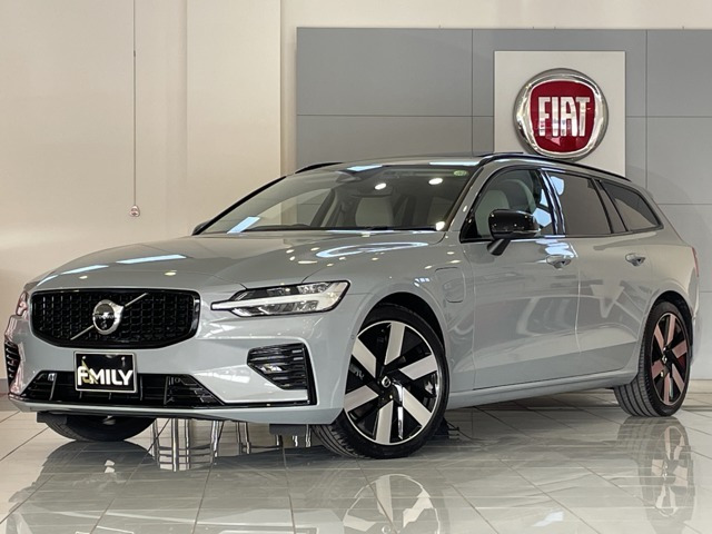 V60 ウルトラ T6  AWD プラグインハイブリッド 4WD 
