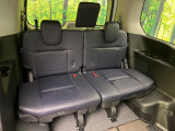 3列目シートはもちろん状態良好☆大人でもゆったりと座って頂けますので、大人数でのお出かけもラクラクです♪ご家族で、気の知れた仲間で、ドライブに行くのが楽しみですね♪