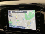 純正ナビを装備。タッチパネル式で使いやすく、お出かけもラクラクです。