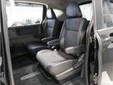 【セカンドシート】ゆったり快適に座っていただけますので、楽しくドライブに参加できます。