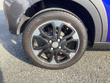純正のアルミホイール!足元までカッコよく決まってます!