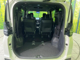 普段のお買い物や通勤、送迎等に十分な荷室スペースを確保しております。セカンドシートを倒すと、大きな荷物の積載も可能です♪