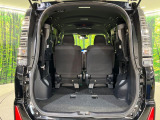 普段のお買い物や通勤、送迎等に十分な荷室スペースを確保しております。セカンドシートを倒すと、大きな荷物の積載も可能です♪
