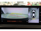 ハンドル操作にあわせてガイドラインが変化するバックガイドモニター搭載。全方位、フロント、左右側面モニターも搭載しているので、周囲の状況を確認しながら駐車出来ます。慣れない場所でも心強いですよ。