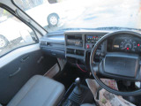 室内は禁煙車として使用していた感じです。ルームクリーニング済みです。