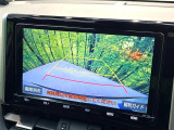 【バックカメラ】駐車時に後方がリアルタイム映像で確認できます。大型商業施設や立体駐車場での駐車時や、夜間のバック時に大活躍!運転スキルに関わらず、今や必須となった装備のひとつです!