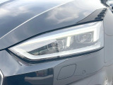 ●LEDハイビームが多数独立で存在し、ハイビーム時に対向車や前方を走る車の部分をロービームに切り替えが可能!!シーケンシャルウインカーも装備!!
