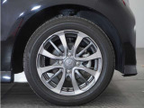 ◆アルミホイール装着車です!これで足元まわりもおしゃれにきまります!