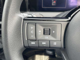 ステアリングスイッチも付いておりますので、運転中でも音量の変更など可能です。
