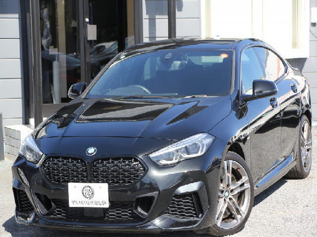 2シリーズグランクーペM235i xドライブ 4WD