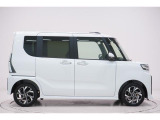 県内13店舗にて常時500台以上ダイハツ車を展示中です。見て、触って、納得のいく一台をぜひ見つけてください。