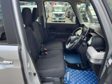 運転席側から見た車内の画像です!内装ルームクリーニング済みです。しっかり綺麗にしていますので、是非、お確かめください。納車時にはもう一度キレイにいたしますよ!