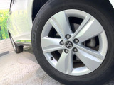 【純正17インチアルミホイール】外観にマッチした純正アルミホイールを装着しております。各種社外アルミホイールや、スタッドレスタイヤも取扱いしております。是非ご相談ください♪