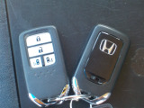 スマートキーは鍵をバッグに入れたままでもドアロックの開閉やエンジンのON・OFFができます。