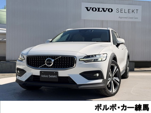 V60クロスカントリー アルティメット B5 AWD 4WD 