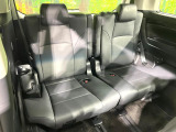 3列目シートはもちろん状態良好☆大人でもゆったりと座って頂けますので、大人数でのお出かけもラクラクです♪ご家族で、気の知れた仲間で、ドライブに行くのが楽しみですね♪
