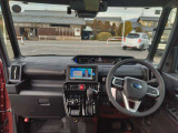 広々とした運転席!
