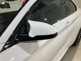 自動防眩 ヒーター内臓 LEDウィンカー内臓ドアミラー 自動防眩はミラーに無段階に反射率を調整し後続車の眩しいライト反射を軽減し夜間の安全な運転に貢献します。