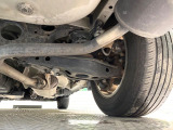 お車を安心してお乗りいただく為には、足回りの定期点検が欠かせません。サービスサポート(有償保証)では無料点検もご提供しており、安心のカーライフをお過ごしいただけるサポート体制が整っています。