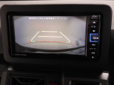 ◆バックカメラ◆リバースにするだけで映ります、後方の安全確認や、狭い駐車場での車庫入れ、雨の日や夜間など視界の悪い時に便利です!安全にバックする為には欠かせない装備です。