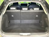 積み下ろしのしやすいデッキにはたっぷりと荷物を積み込んでいただけます。遊びから仕事まで、様々なシーンで頼れます♪