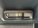 有料道路のレーン通過に便利なETC車載器を装着しています。ご利用にはセットアップが必要となります。