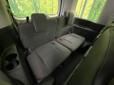 3列目シートはもちろん状態良好☆大人でもゆったりと座って頂けますので、大人数でのお出かけもラクラクです♪ご家族で、気の知れた仲間で、ドライブに行くのが楽しみですね♪
