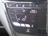 フルオートエアコンで車内はいつも快適です♪