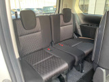 3列目シートはもちろん状態良好☆大人でもゆったりと座って頂けますので、大人数でのお出かけもラクラクです♪ご家族で、気の知れた仲間で、ドライブに行くのが楽しみですね♪