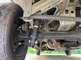 お車を安心してお乗りいただく為には、足回りの定期点検が欠かせません。サービスサポート(有償保証)では無料点検もご提供しており、安心のカーライフをお過ごしいただけるサポート体制が整っています。