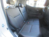 後部座席も乗り心地良好◎掲載後すぐに販売が決まってしまう場合もございますのでご来店前にお電話でご予約を頂ければ幸いです。