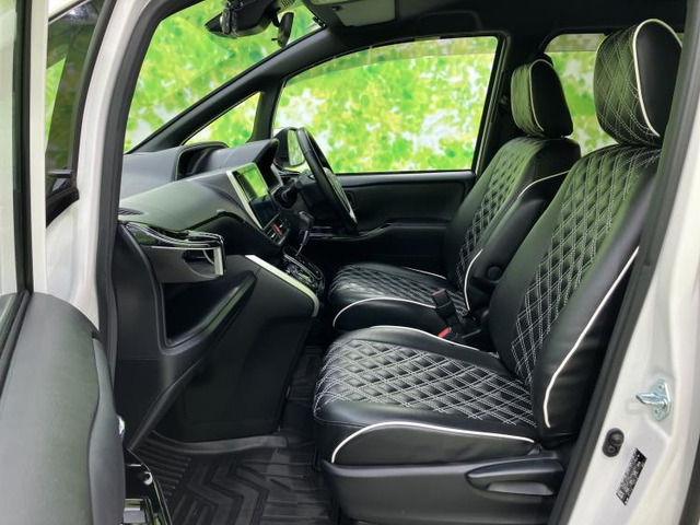 トヨタ ヴォクシー 2.0 ZS 煌III の中古車詳細 (25,900km, ホワイト