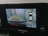 駐車が苦手な方でも安心のバックガイドモニター搭載。 後方の映像をクリアに表示し、ガイドラインで車庫入れや縦列駐車をしっかりサポート。毎日の運転がぐっとラクになります。