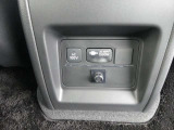 100V AC電源装備で、災害時やアウトドアに幅広く使えます