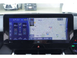ディスプレイオーディオを装備。スマホとクルマをつなぐことで、これまでのナビに加えて、いろんなサービスが楽しめます。