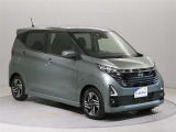 車検整備基準に準じた「納車前整備」を行います 更に全車「一年間走行距離無制限のロングラン保証」です
