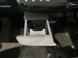 運転席側にドリンクホルダーあります!運転中でも手が届きやすい位置にあって便利です♪