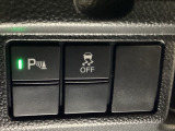 ETCの下にはHondaセンシング用の、VSA(ABS+TCS+横滑り抑制)解除スイッチなどがついています。