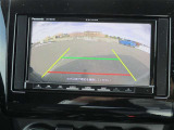 バックガイドモニターで、後方を確認しながら安心して駐車することができます。運転初心者も熟練者も必須の機能ですよ!