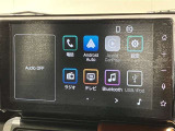 ディスプレイオーディオを装備。スマホとクルマをつなぐことで、これまでのナビに加えて、いろんなサービスが楽しめます。