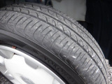 タイヤの溝もまだまだありますよ