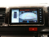 バックモニター、パノラマモニターが装備されていますので、後方の安全確認、車両の姿勢の把握もしやすいです。
