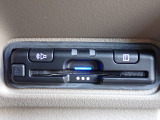 ■【ETC車載器】が装備されています。セットアップをしてお渡しとなり、ETCカードを差し込むだけで高速道路の利用が可能です。