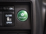 ECONスイッチの効果とあなたの運転で、クルマと力をあわせ「燃費向上=ガソリン代の節約=CO2 削減」のチャレンジをお楽しみください。